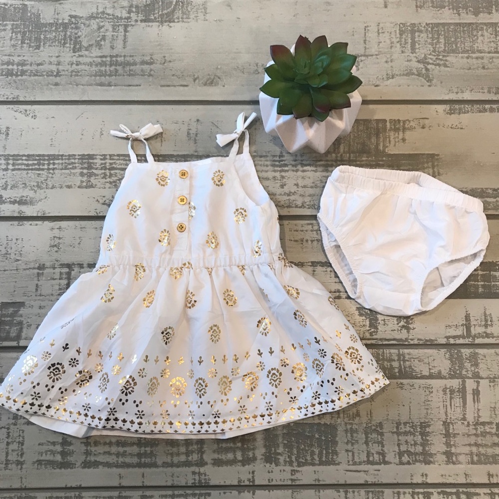 Size 3 months Carters Baby girl dress